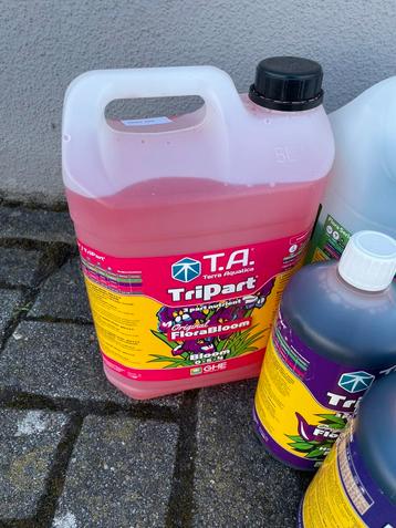 GHE flora bloom terra aquatica tri-part. 5L. Nieuw beschikbaar voor biedingen