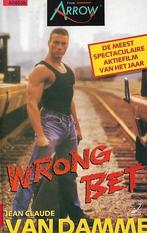 VHS - Wrong Bet - NL Ex-Rental in nieuwstaat, Cd's en Dvd's, VHS | Film, Vanaf 16 jaar, Verzenden, Zo goed als nieuw, Actie en Avontuur