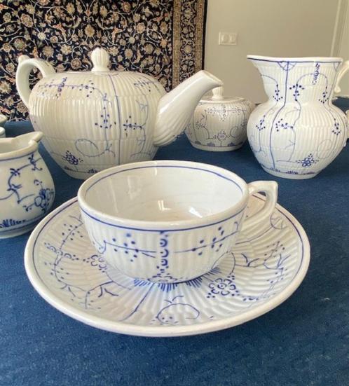 Servies Villeroy en Boch voor high tea, Huis en Inrichting, Keuken | Servies, Gebruikt, Compleet servies, Overige stijlen, Aardewerk