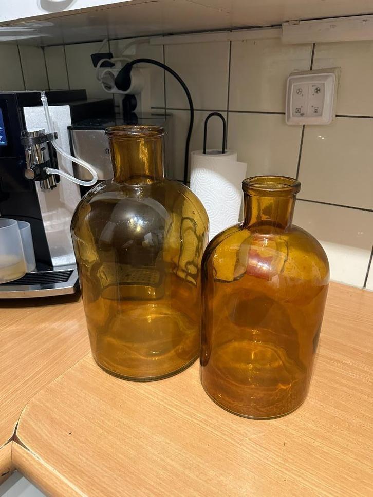 Bruine glazen vazen, Huis en Inrichting, Woonaccessoires | Vazen, Zo goed als nieuw, Overige kleuren, Minder dan 50 cm, Aardewerk of Porselein