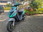 Piaggio zip snor, Fietsen en Brommers, Scooters | Piaggio, Ophalen, Zo goed als nieuw, Benzine, Zip
