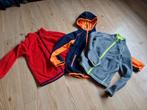 3x vest maat 122-128 rood blauw grijs €6,00, Gebruikt, Jongen of Meisje, Trui of Vest, H&M