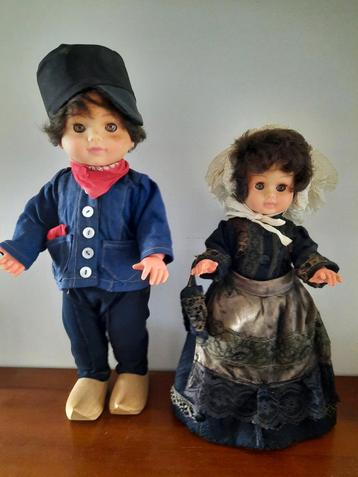 Vintage Klederdracht Poppen Set beschikbaar voor biedingen