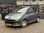 Peugeot 1007 1.4 Gentry, Auto's, 4 cilinders, 4 stoelen, 49 €/maand, Origineel Nederlands