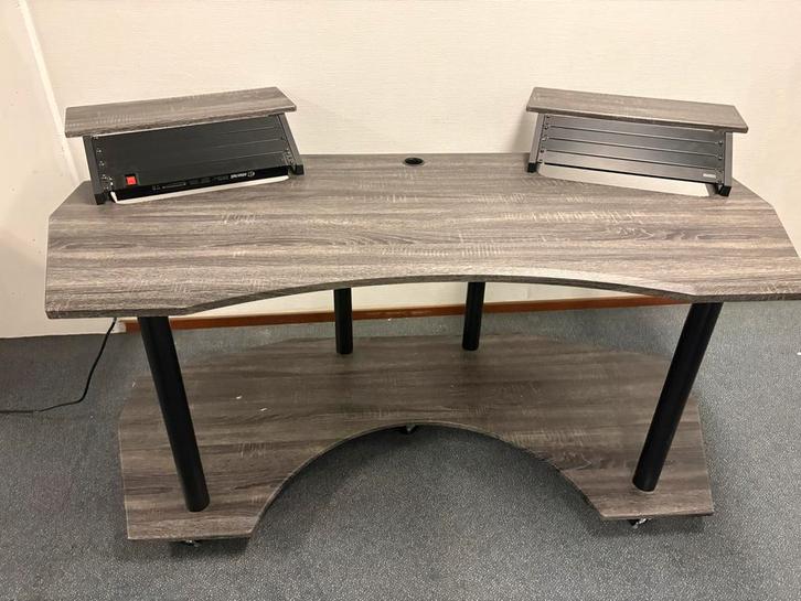 Millenium SD-180 B StudioDesk - Muziek Studio Bureau, Huis en Inrichting, Bureaus, Gebruikt, Bureau, Ophalen