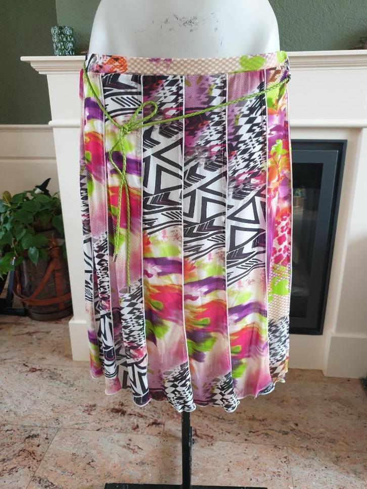 Sao Paulo gekleurde rok met riempje mt 42 L Gratis Verzenden, Kleding | Dames, Rokken, Zo goed als nieuw, Maat 42/44 (L), Overige kleuren