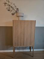 By Fonq Hide wandkast -eiken fineer, Ophalen, Zo goed als nieuw