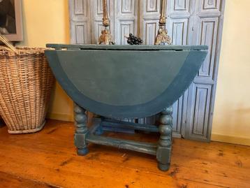 Oud Hollandse 18e eeuwse Hangoortafel Sidetable Klaptafel beschikbaar voor biedingen