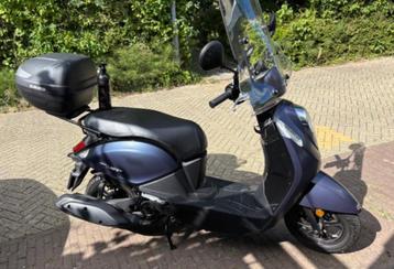 Scooter Sym 50i Mio  als nieuw. beschikbaar voor biedingen