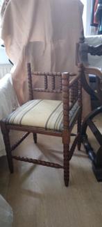 Hoekstoeltje met nieuw gestoffeerde zitting, Antiek en Kunst, Ophalen