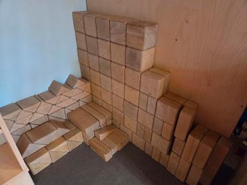 Te koop: Blokken van Haagse set beschikbaar voor biedingen