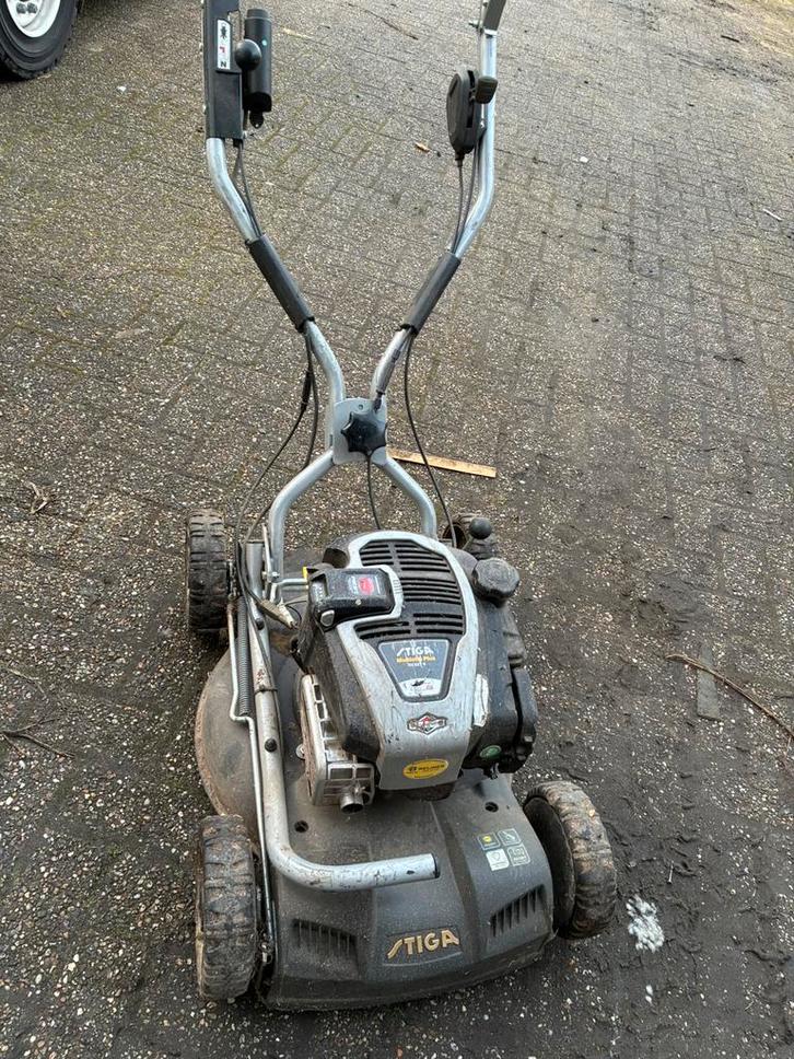 Stiga Multiclip Plus 50 SEV B – Briggs & Stratton InStart, Tuin en Terras, Grasmaaiers, Zo goed als nieuw, Ophalen of Verzenden