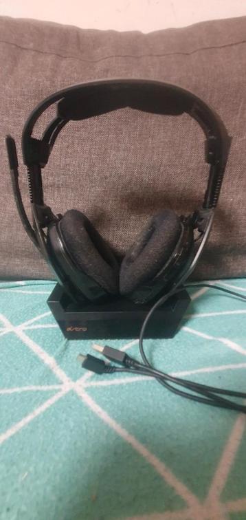 Logitech Astro A50 Draadloze Gaming Headset GEN 4 2DE BESTE  beschikbaar voor biedingen