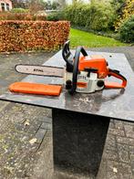 Zeer nette Stihl 025 motorzaag, Tuin en Terras, Hand-tuingereedschap, Ophalen of Verzenden, Zo goed als nieuw