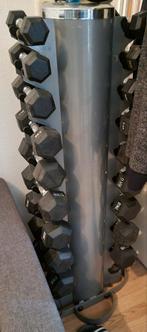 dumbells met opberg toren, Sport en Fitness, Fitnessmaterialen, Ophalen of Verzenden, Gebruikt, Dumbbell