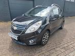 Chevrolet Spark 1.2 2011 Zwart clima mooi auto rijdt perfect, Voorwielaandrijving, Stof, Zwart, 4 cilinders