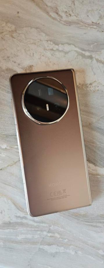 Honor Magic V5 Dawn Gold 512GB Global Version- Nieuw - beschikbaar voor biedingen