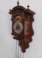 Hermle Wandklok 1973 .251-080A ., Antiek en Kunst, Antiek | Klokken, Ophalen of Verzenden