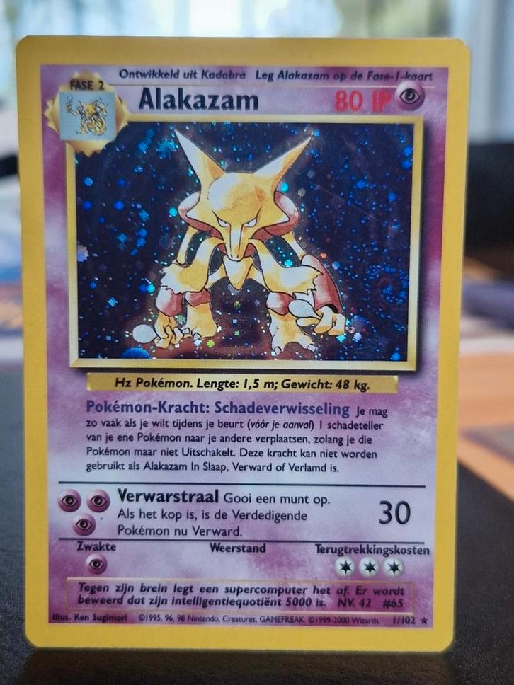 Alakazam base set (kaart 2), Hobby en Vrije tijd, Verzamelkaartspellen | Pokémon, Zo goed als nieuw, Ophalen of Verzenden