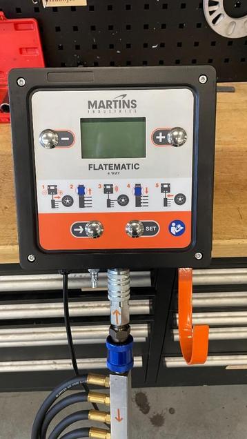 Martins automatische bandenpomp 4 uitlaten banden pomp beschikbaar voor biedingen