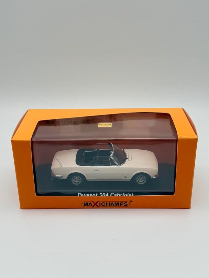 MaxiChamps 1:43 Peugeot 504 Cabriolet 1977 - Nieuw, Hobby en Vrije tijd, Modelauto's | 1:43, Nieuw, Auto, Overige merken, Ophalen of Verzenden