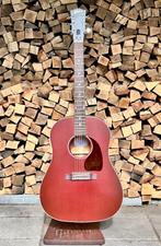 Gibson J-45 Special Wine Red Satin (2024), Ophalen of Verzenden, Zo goed als nieuw, Western- of Steelstringgitaar, Met koffer