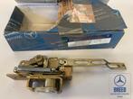 NOS slotmechaniek portier links Mercedes W601 W602 W611 T1 T, Auto-onderdelen, Carrosserie en Plaatwerk, Ophalen of Verzenden