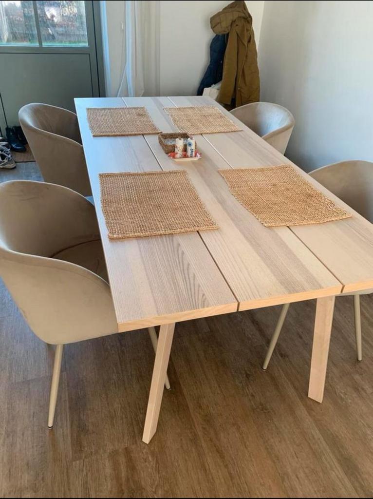 Dining Table, Ophalen of Verzenden, Zo goed als nieuw, Rechthoekig, 100 tot 150 cm