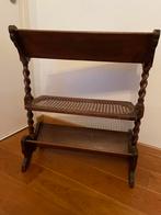 Boek/krant opberg tafeltje, Ophalen