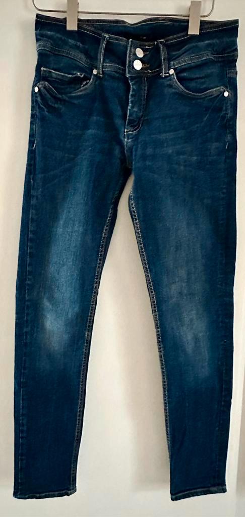 Eksèpt by Shoeby Slim Jeans Dark Denim Maat 29, Kleding | Dames, Spijkerbroeken en Jeans, Zo goed als nieuw, W28 - W29 (confectie 36)