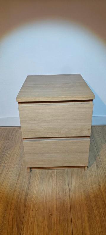Ikea MALM Ladekast/Nachtkastje met Twee Lades