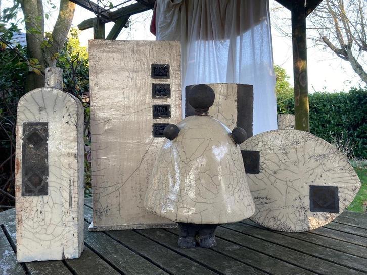 Keramieke / raku gestookt beeld, Antiek en Kunst, Antiek | Keramiek en Aardewerk, Ophalen