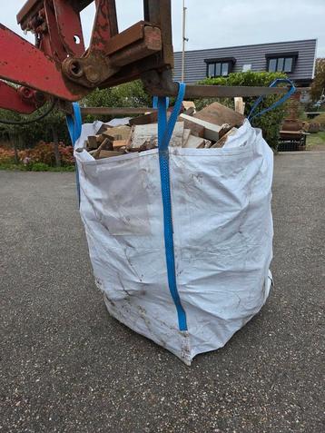 7xBigbag haardhout, sloophout stookhout, resthout kachelhout beschikbaar voor biedingen
