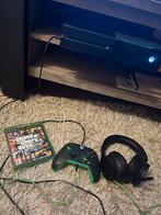 Xbox One 500GB + Controller, Headset & GTA V, Online, Gebruikt, Vanaf 18 jaar, 1 speler