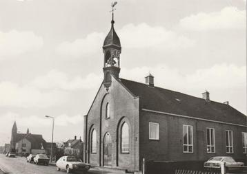 KAMPERLAND Geref. Kerk met Citroën CX gr.f.  beschikbaar voor biedingen
