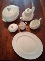 St. James Bone China Servies diverse, Overige typen, Ophalen of Verzenden, Zo goed als nieuw, Overige stijlen