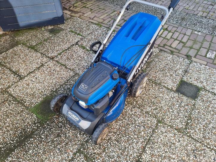 Hyundai grasmaaier 145cc E-start zelfrijdend, Tuin en Terras, Grasmaaiers, Gebruikt, Benzine-grasmaaier, 40 t/m 49 cm, Kooimesmaaier