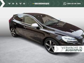 Volvo V40 2.0 T4 Business Sport | Standkachel | Volvo on Cal beschikbaar voor biedingen