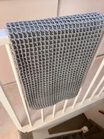 Katoenen grijze wafeldeken afmeting - 100x115 cm, Ophalen, Zo goed als nieuw