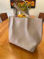 2 fraaie dames handtassen, Sieraden, Tassen en Uiterlijk, Ophalen of Verzenden, Zo goed als nieuw, Zwart, Handtas