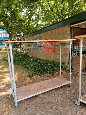 Steigerpijpen kledingrek, Q-clamp koppelingen beschikbaar voor biedingen