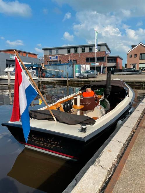 Authentieke sloep, vaarklaar en veel mooie details, Watersport en Boten, Sloepen, Gebruikt, Tot 10 pk, 6 meter of meer, Binnenboordmotor