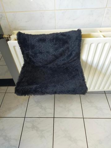 Radiator hangmat kat beschikbaar voor biedingen