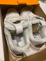 Louis Vuitton Sneakers!, Kleding | Heren, Schoenen, Wit, Nieuw, Ophalen of Verzenden, Sneakers of Gympen