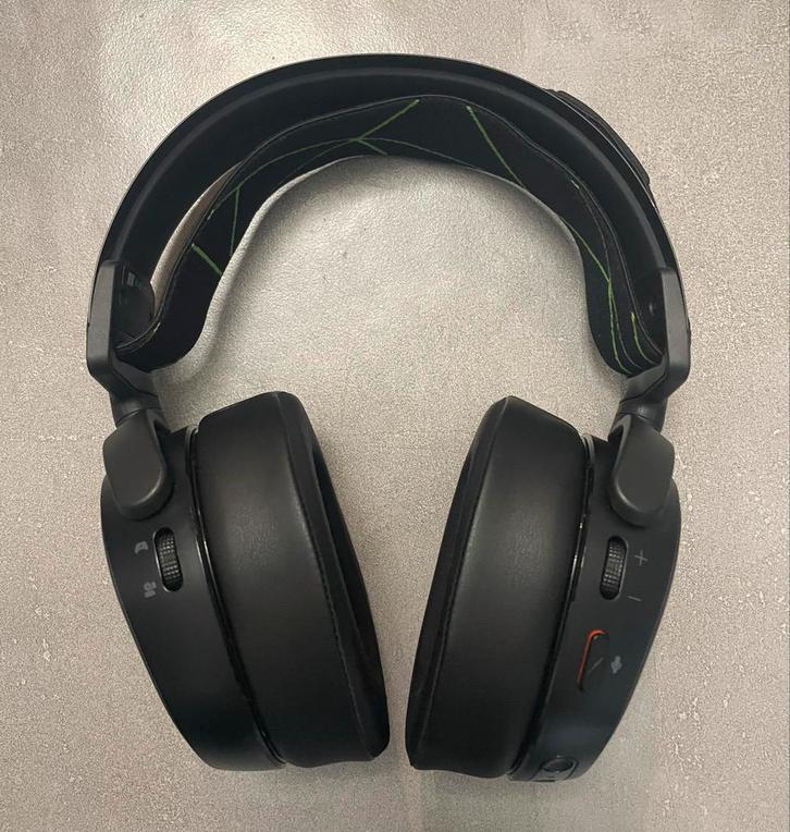 Steelseries Arctis 9X wireless headset, Audio, Tv en Foto, Koptelefoons, Zo goed als nieuw, Over oor (circumaural), Overige merken