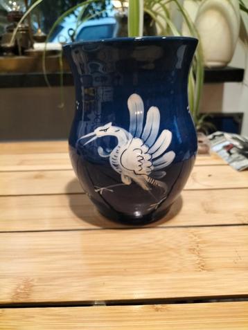 Vaas Bauwmann Gruyeres Zwitserland beschikbaar voor biedingen