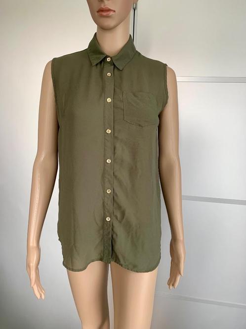 E162 Olijf-groen blousje blouse, top maat 36=S, Kleding | Dames, Blouses en Tunieken, Zo goed als nieuw, Maat 36 (S), Groen, Ophalen of Verzenden