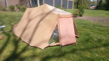 2 pers. tent beschikbaar voor biedingen