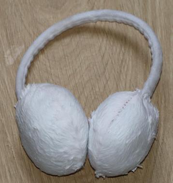 Kinder oorwarmers ZGAN (Wit) beschikbaar voor biedingen