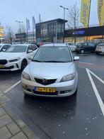 Mazda 2 1.4 16V 2005 Grijs, Auto's, Voorwielaandrijving, 1025 kg, 15 km/l, 4 cilinders